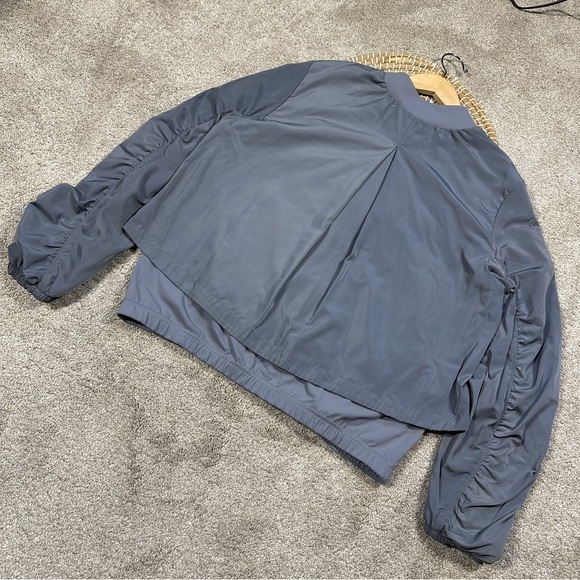Athleta Wayfarer Bomber Jacket Full Zip Longsleeve Travel in Coastline Blue M - Picture 7 of 13